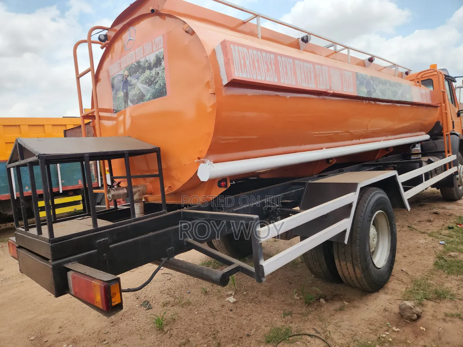 Tokunbo Grade Benz Water Tanker 20kltrs With 10bolts
