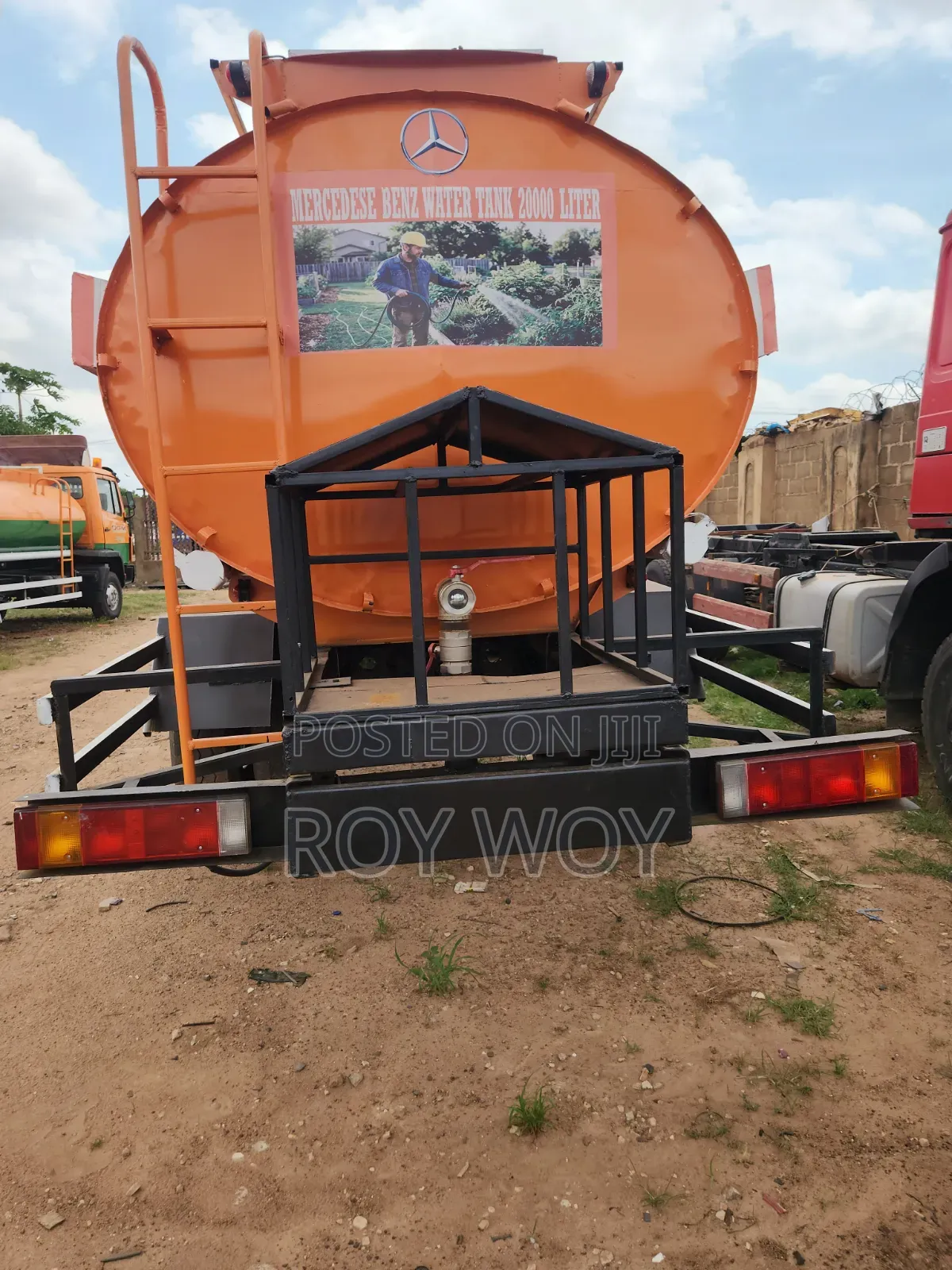 Tokunbo Grade Benz Water Tanker 20kltrs With 10bolts