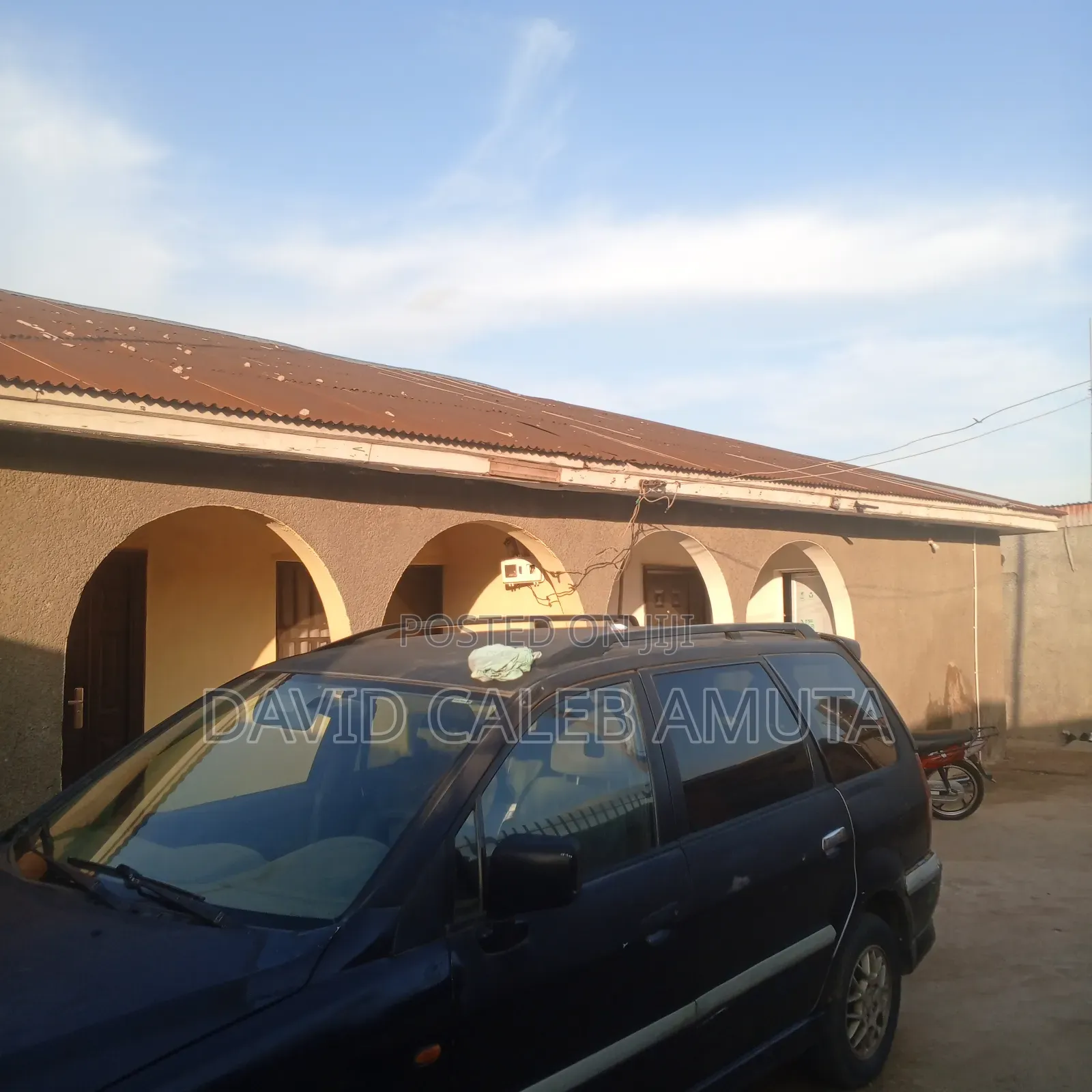 4bdrm Bungalow in Nyanya Along General for sale