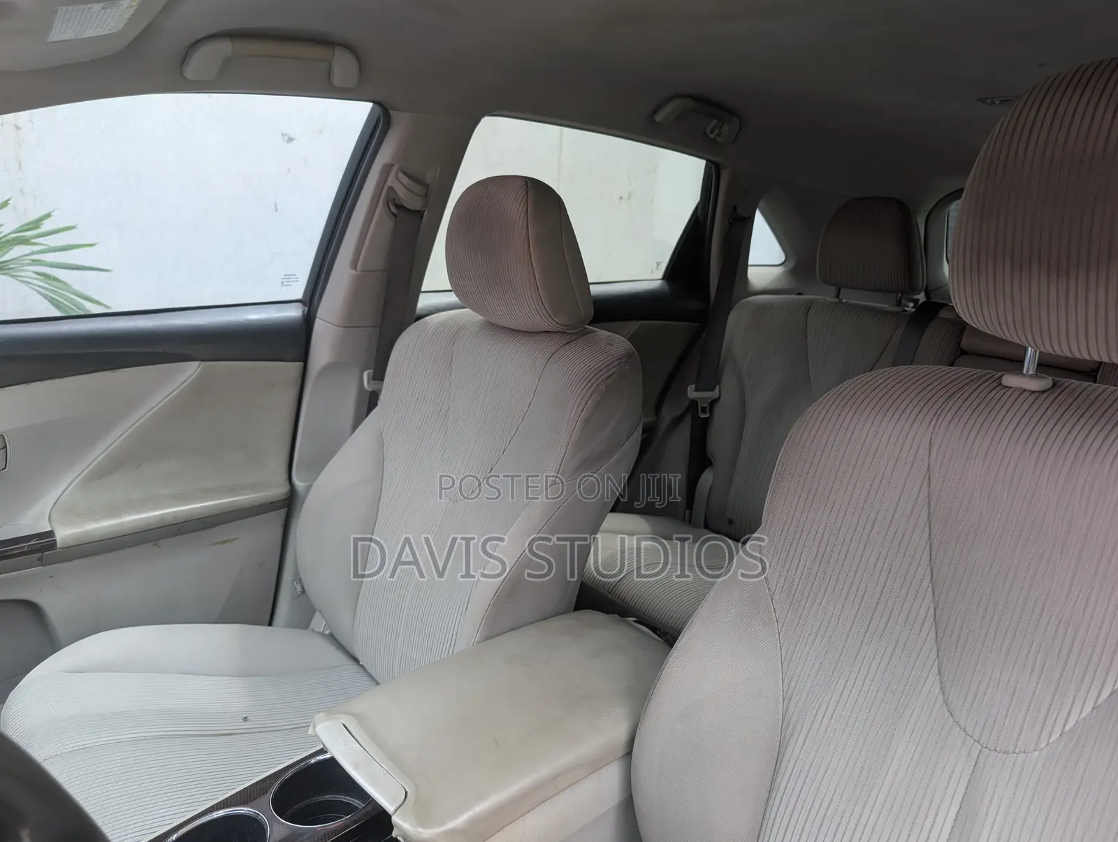 Toyota Venza LE 2010 Red