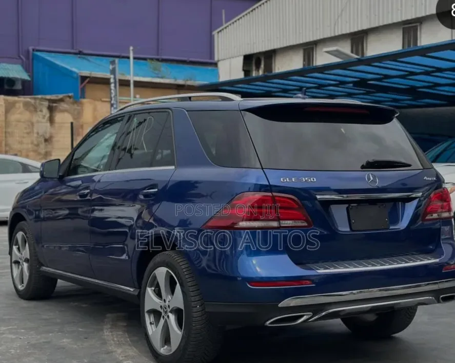 Mercedes-Benz GLE-Class 2019 Blue