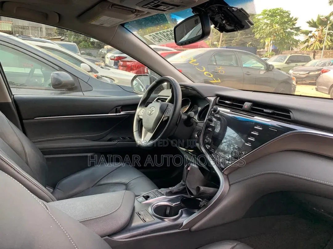 Toyota Camry 2019 Black