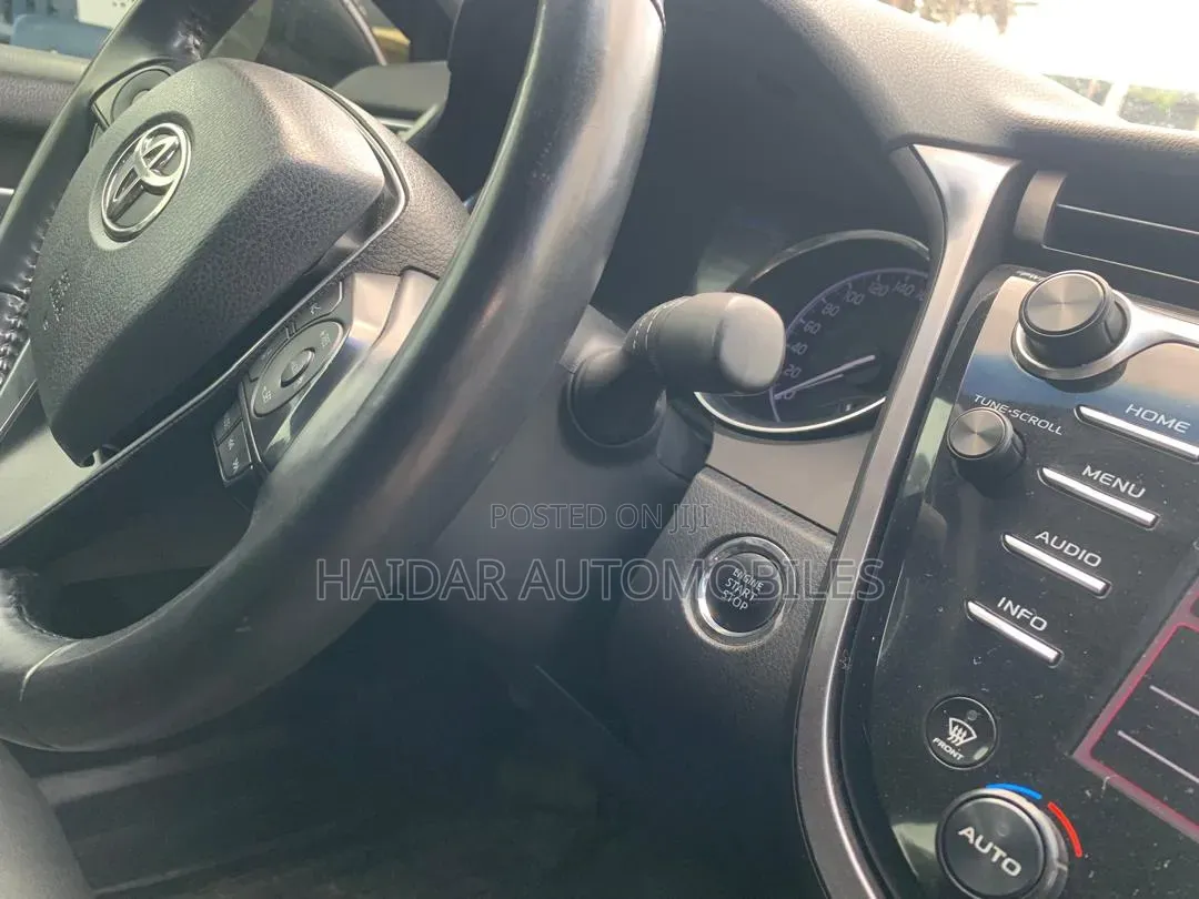 Toyota Camry 2019 Black