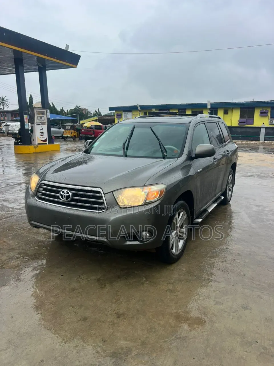 Toyota Highlander 2011 Green