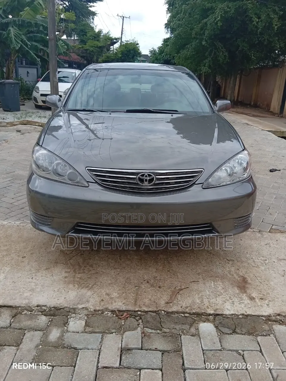 Toyota Camry 2005 Gray