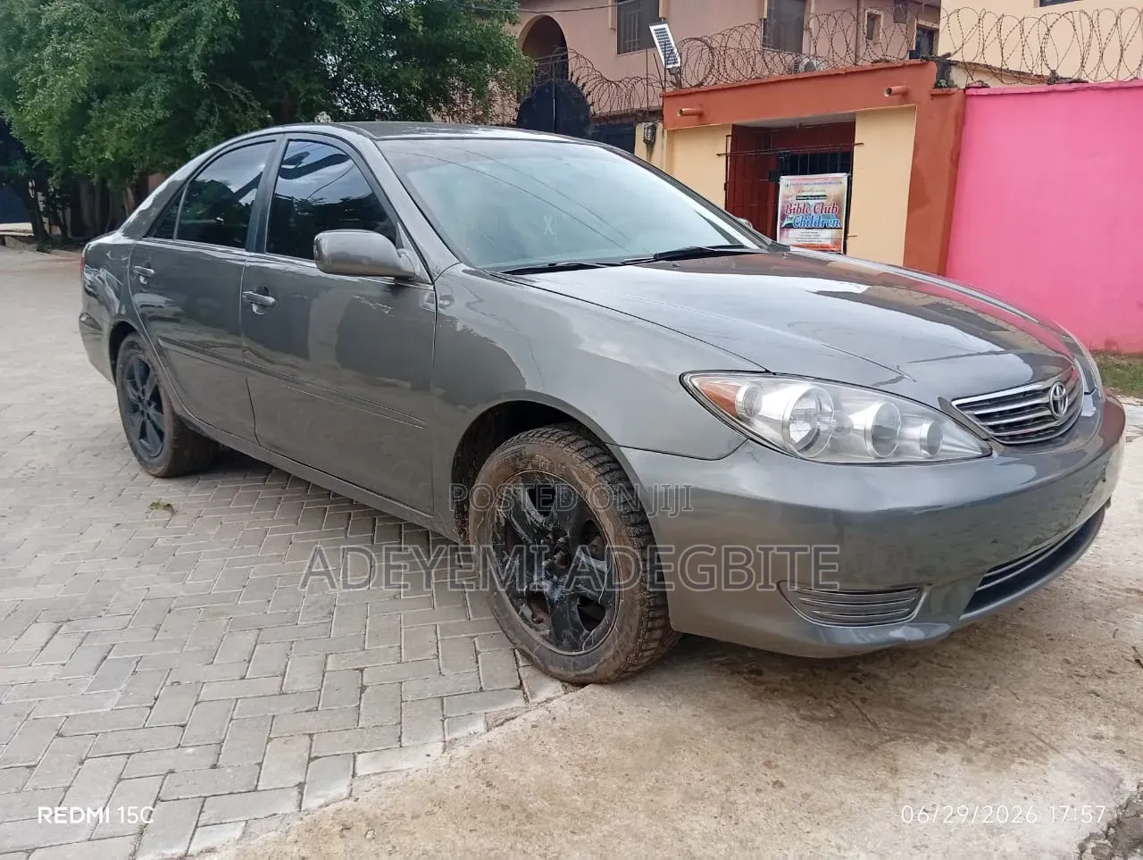 Toyota Camry 2005 Gray