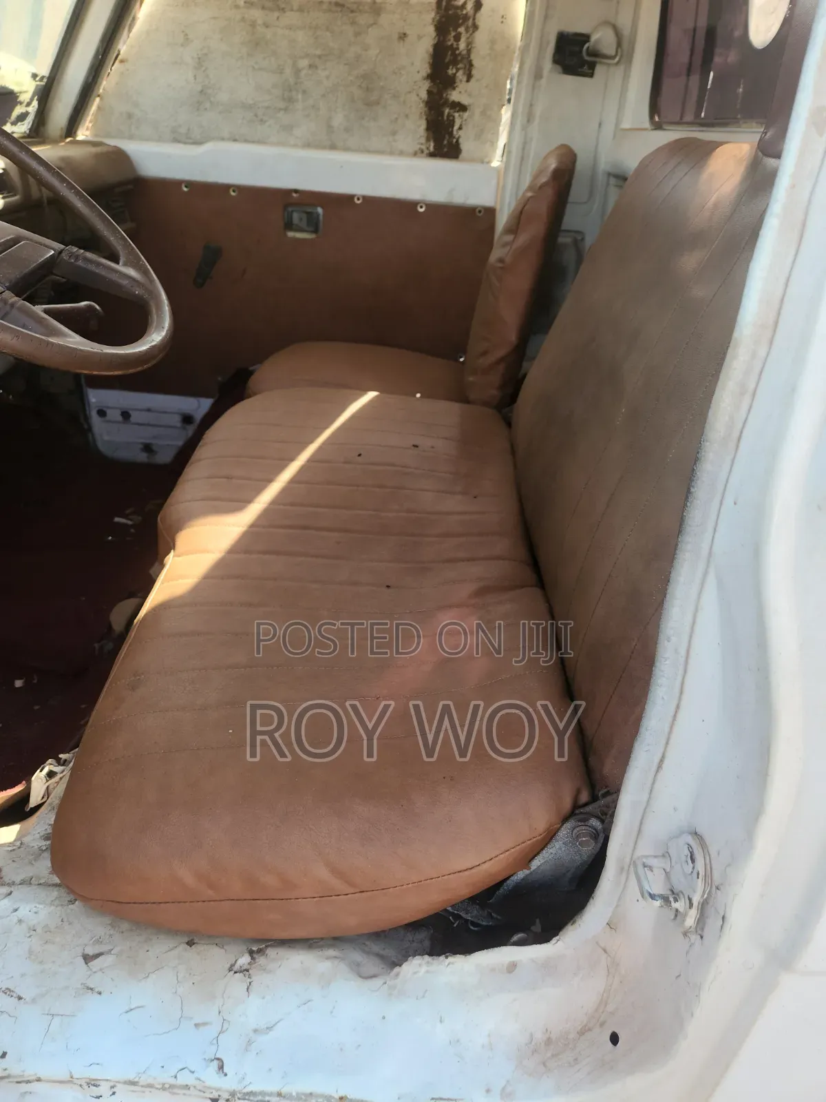 Mitsubishi L300 Pick Up