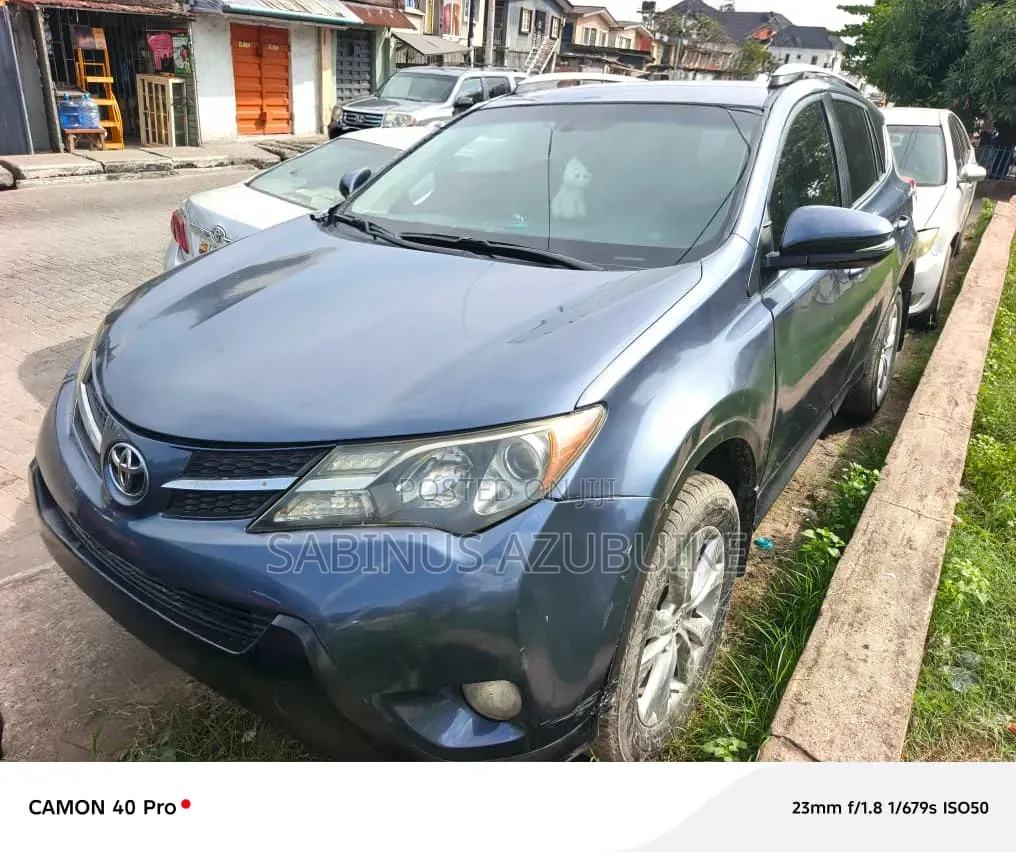 Toyota RAV4 Limited AWD (2.5L 4cyl 6A) 2013 Blue