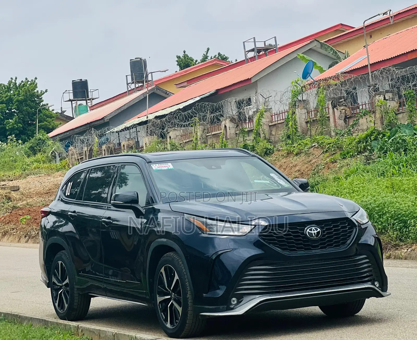 Toyota Highlander 2021 Blue