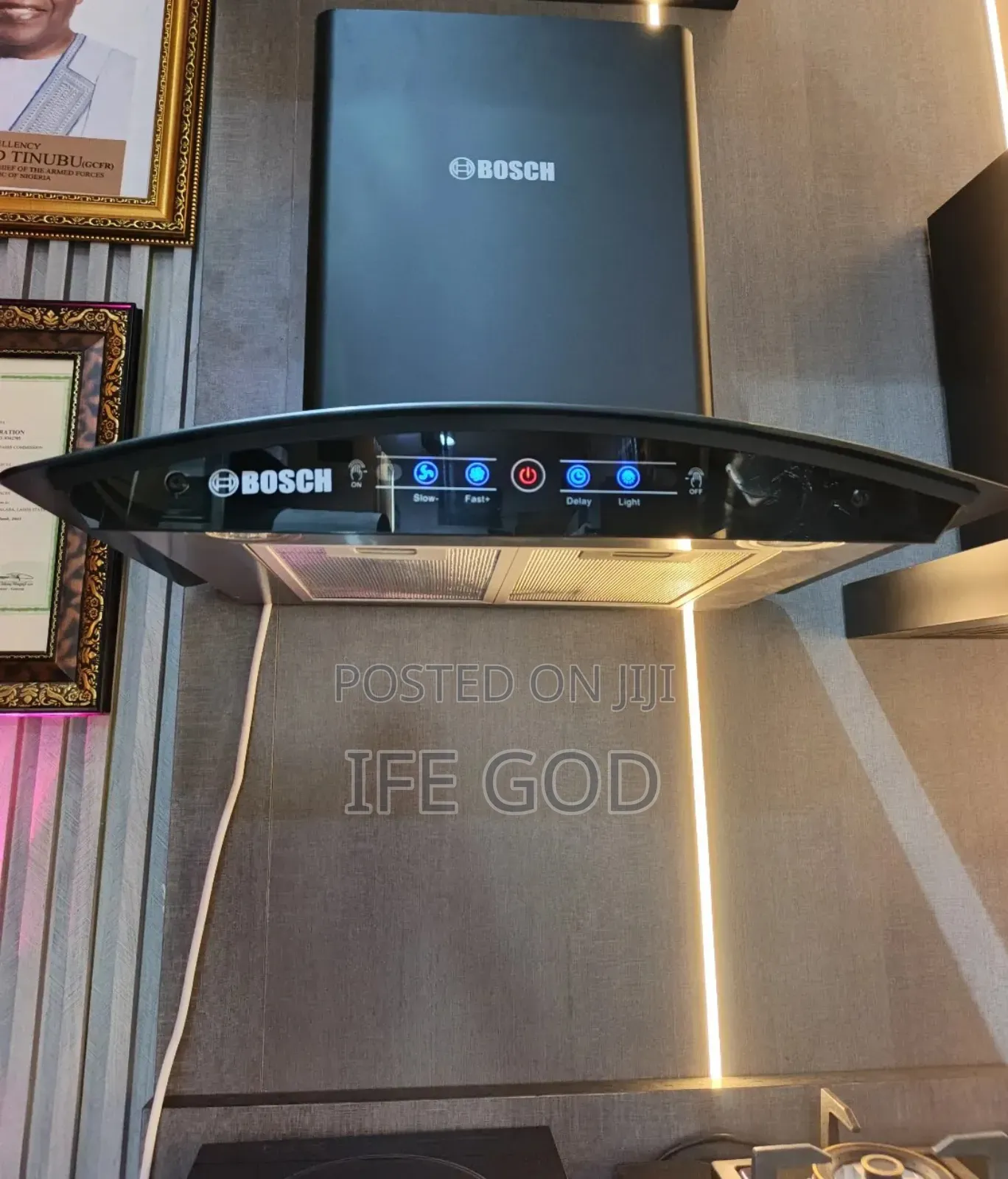 Quality Bosch 60cm Curved Automatic Smart Inverter Heat Extractor Etc.