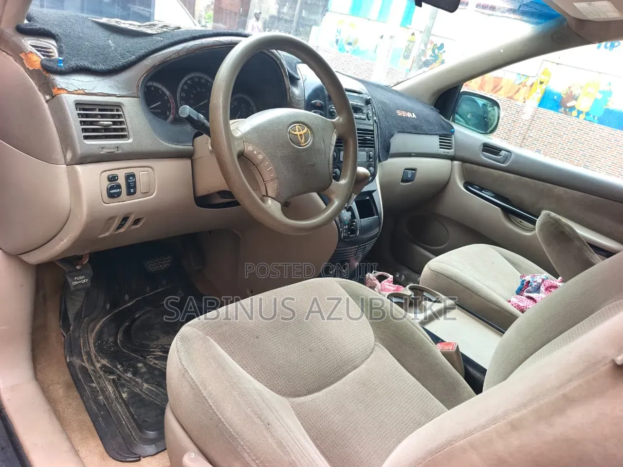 Toyota Sienna LE AWD 2005 Gold