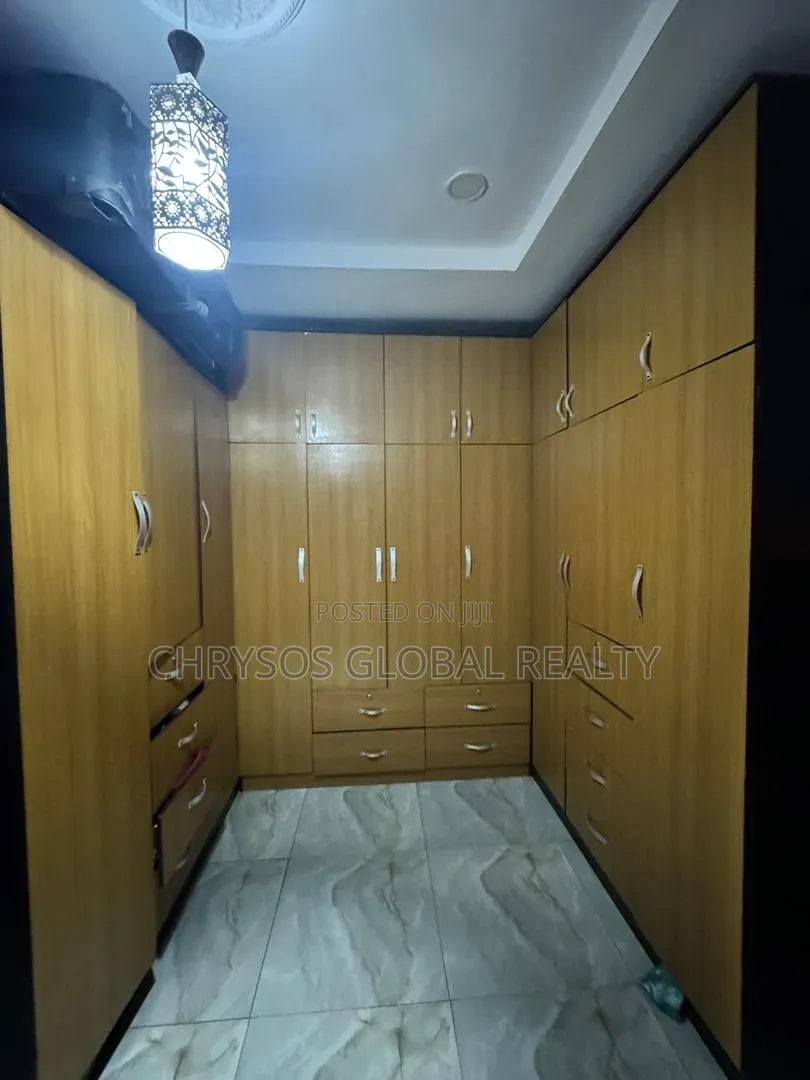 5bdrm Duplex in Okebadan Estate, Akobo for rent