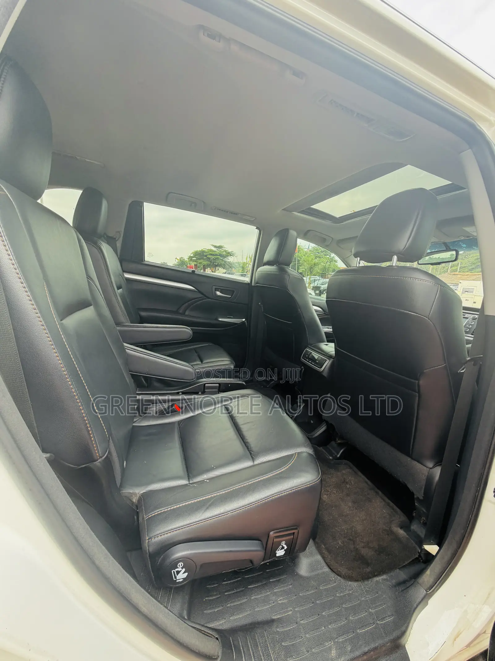 Toyota Highlander XLE V6 4x2 (3.5L 6cyl 6A) 2016 White