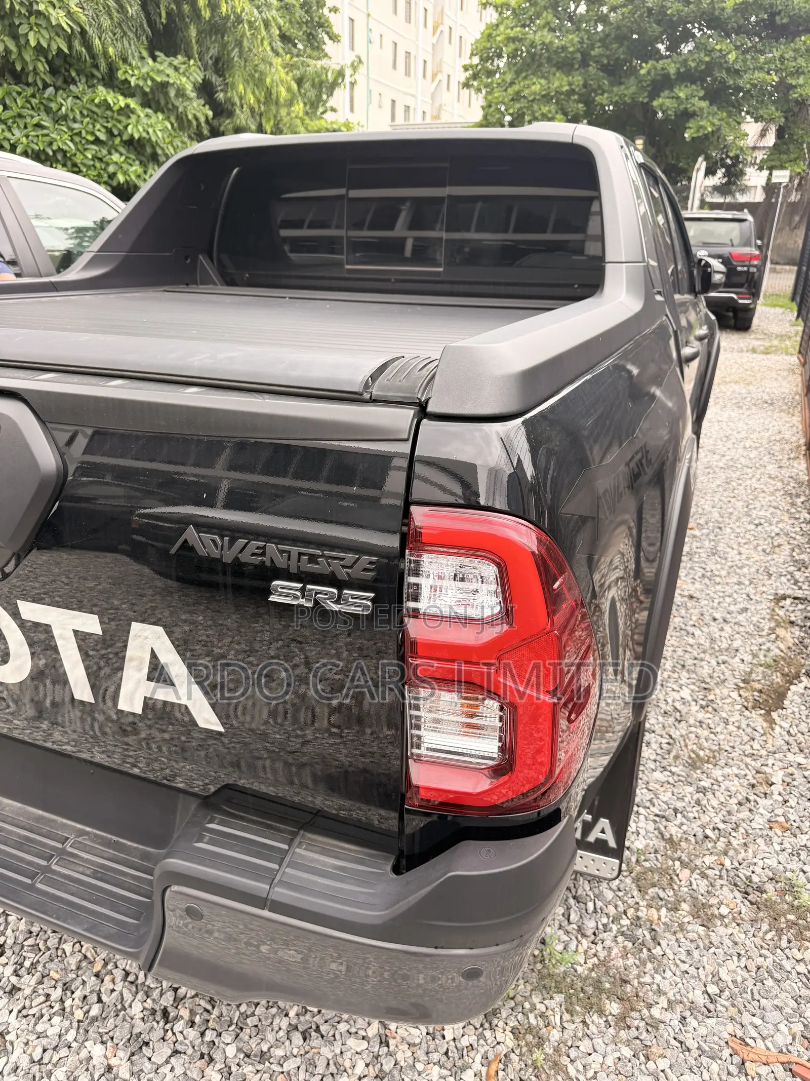 New Toyota Hilux 2025 Maroon