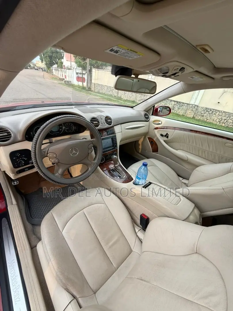 Mercedes-Benz CLK 350 Coupe 2008 Red