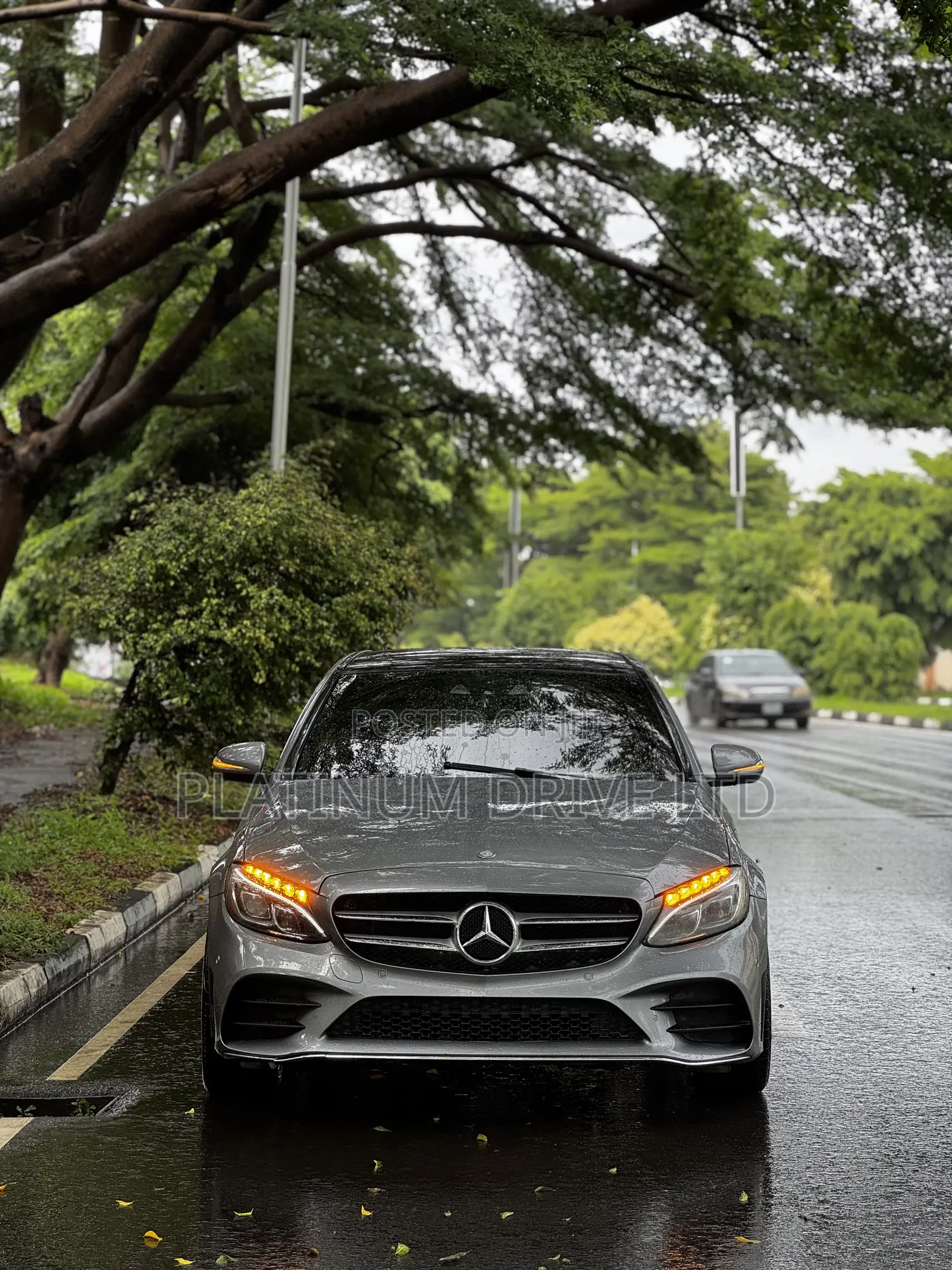 Mercedes-Benz C400 2016 Silver