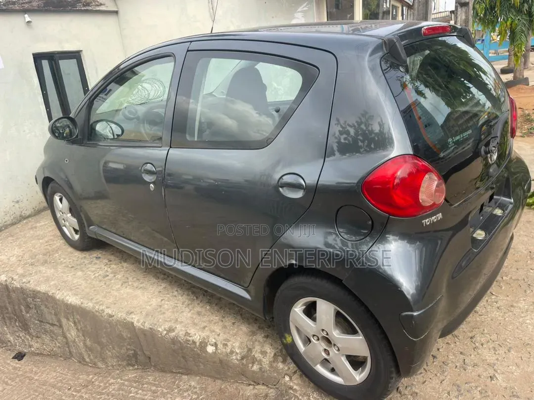 Toyota Aygo 2008 Black