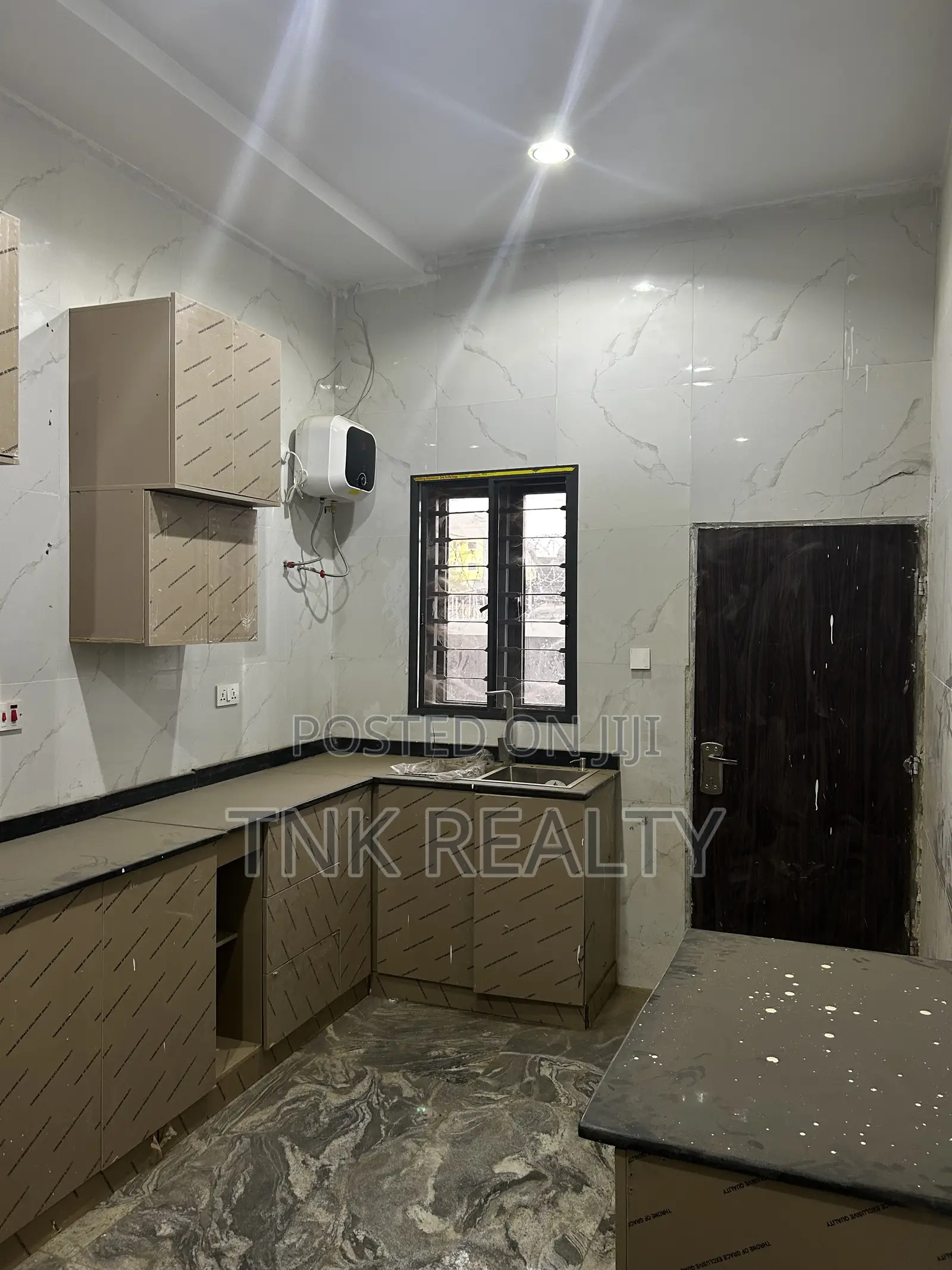 Furnished 5bdrm Townhouse/Terrace in Mabushi for sale