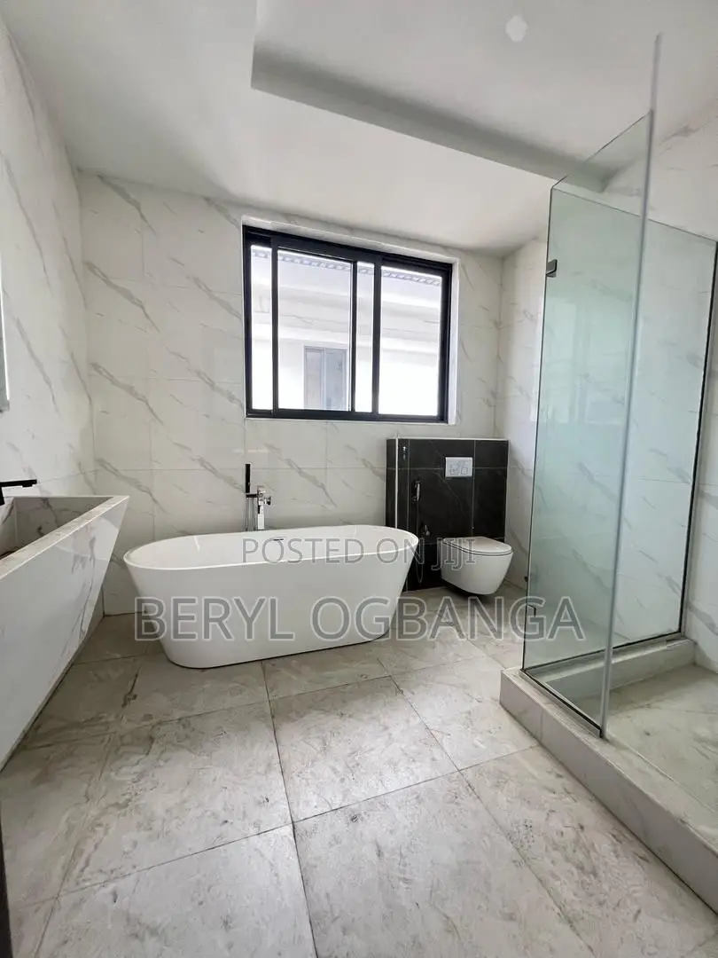 4bdrm Townhouse / Terrace in Ikoyi S.W for rent