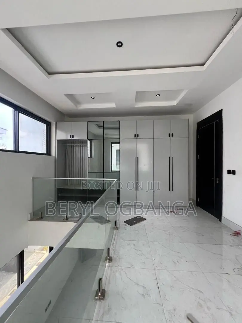 4bdrm Townhouse / Terrace in Ikoyi S.W for rent