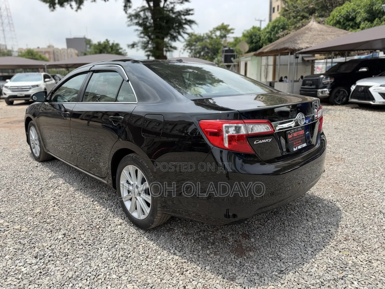 Toyota Camry XLE 4dr Sedan (2.5L 4cyl 6A) 2013 Black