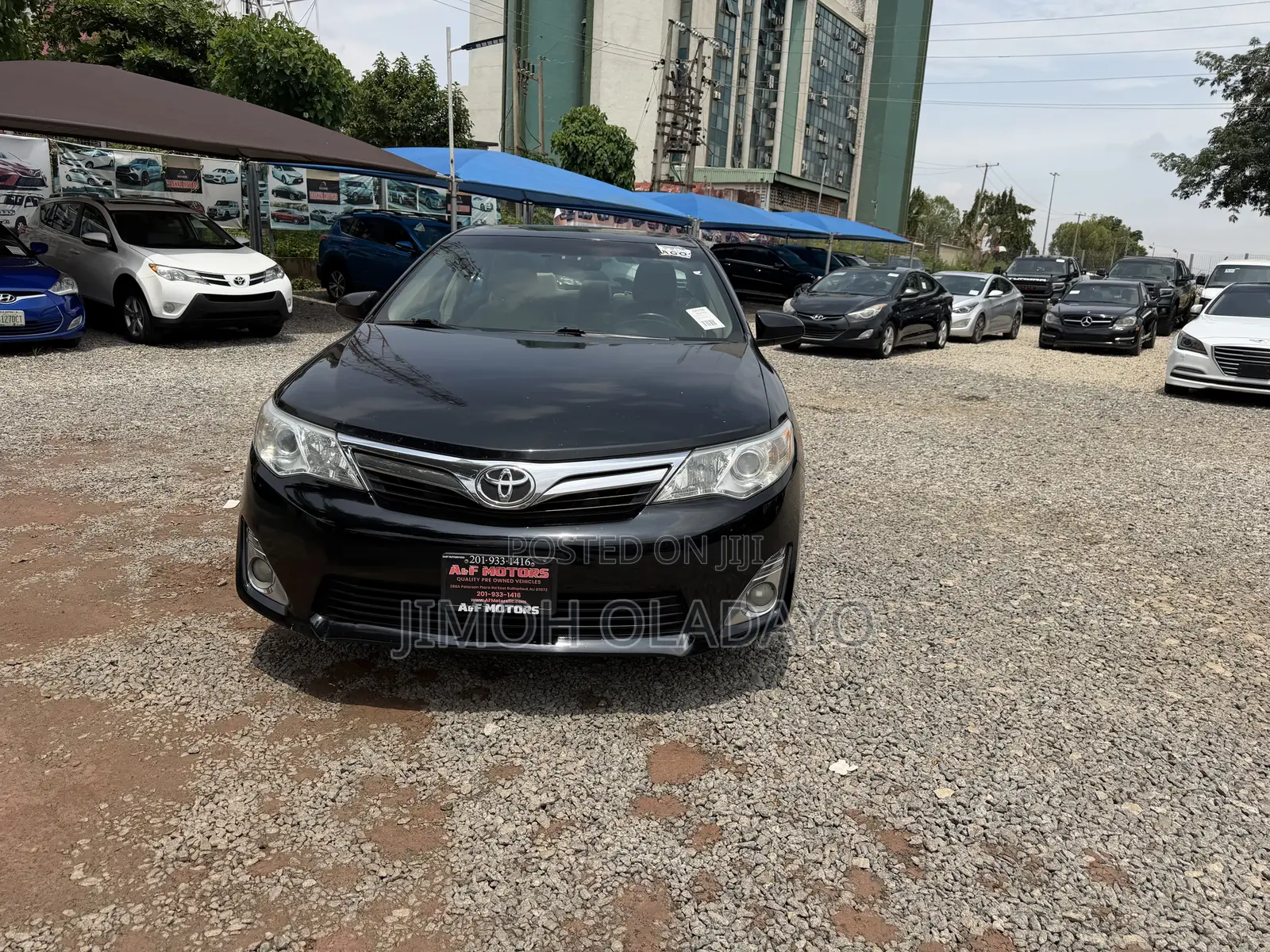 Toyota Camry XLE 4dr Sedan (2.5L 4cyl 6A) 2013 Black