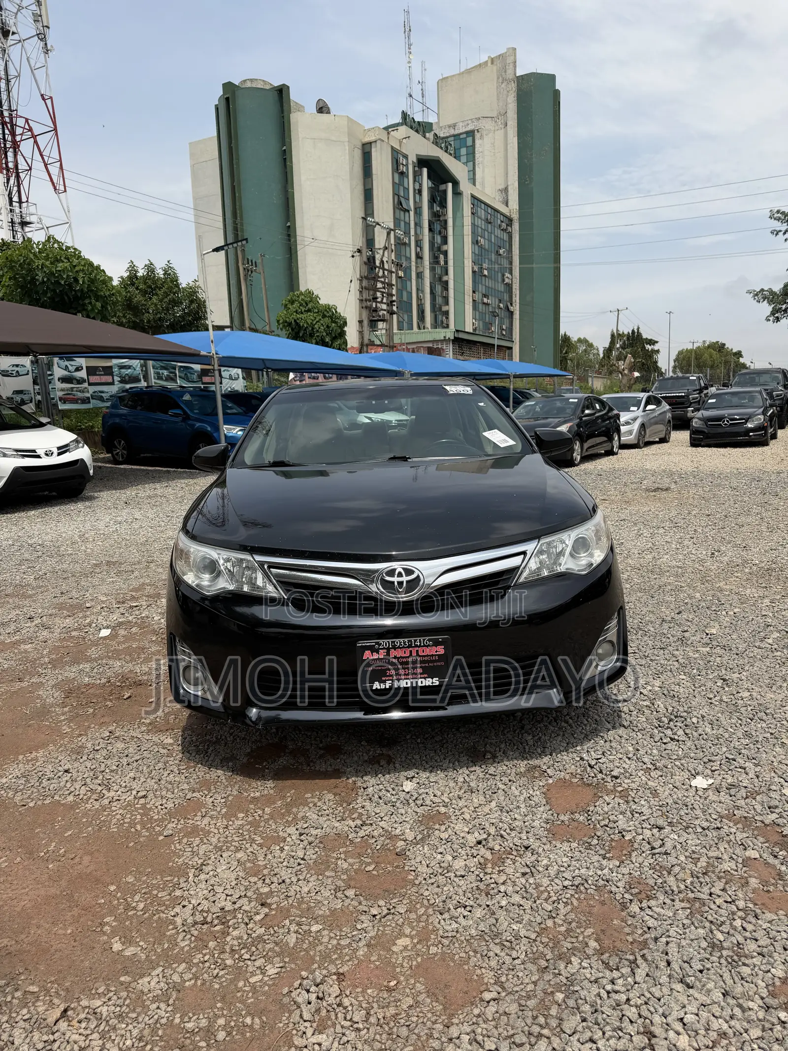 Toyota Camry XLE 4dr Sedan (2.5L 4cyl 6A) 2013 Black