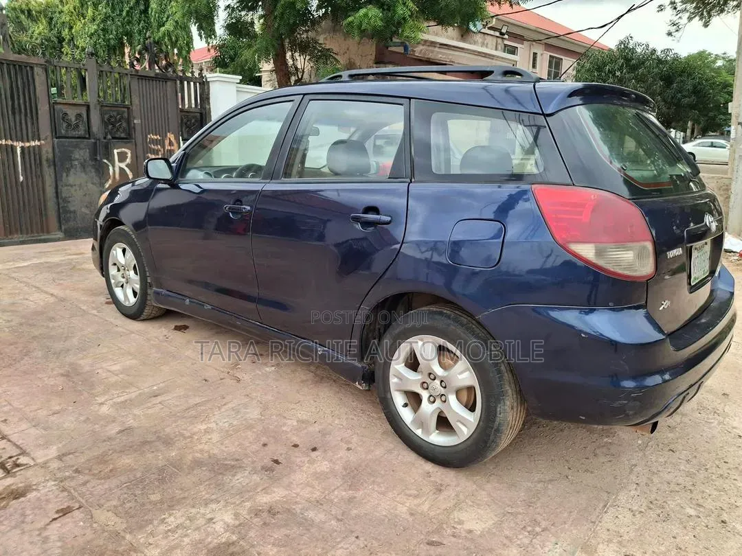 Toyota Matrix 2004 Blue