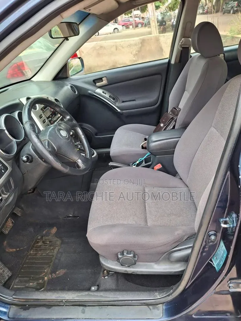 Toyota Matrix 2004 Blue