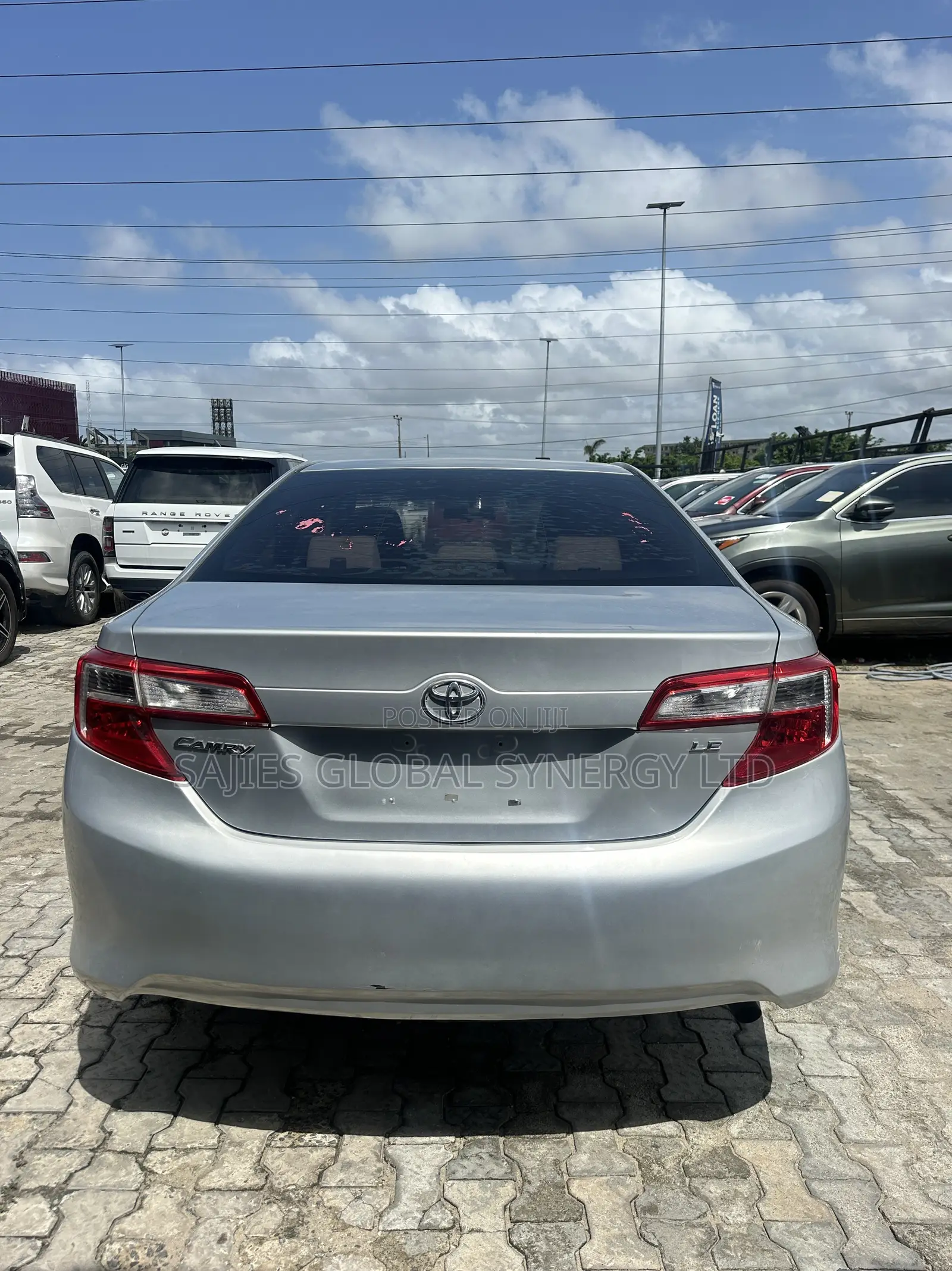 Toyota Camry LE 4dr Sedan (2.5L 4cyl 6A) 2013 Silver
