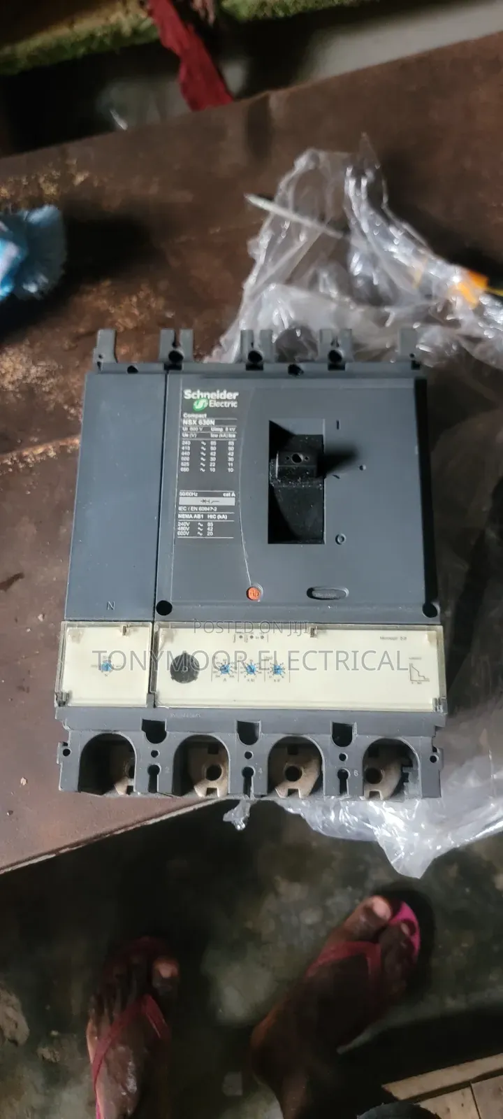 Original 630amps 4pole McCb Breaker Schneider