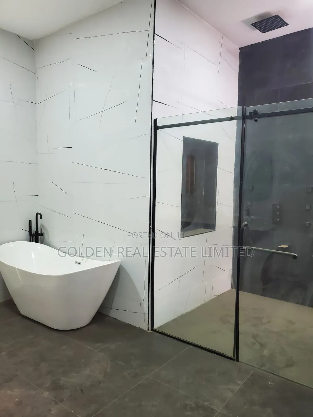 7bdrm Duplex in Asokoro for rent