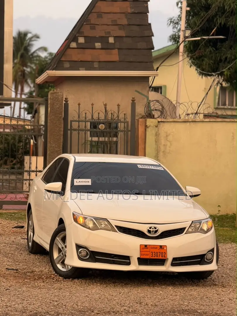 Toyota Camry 2013 White
