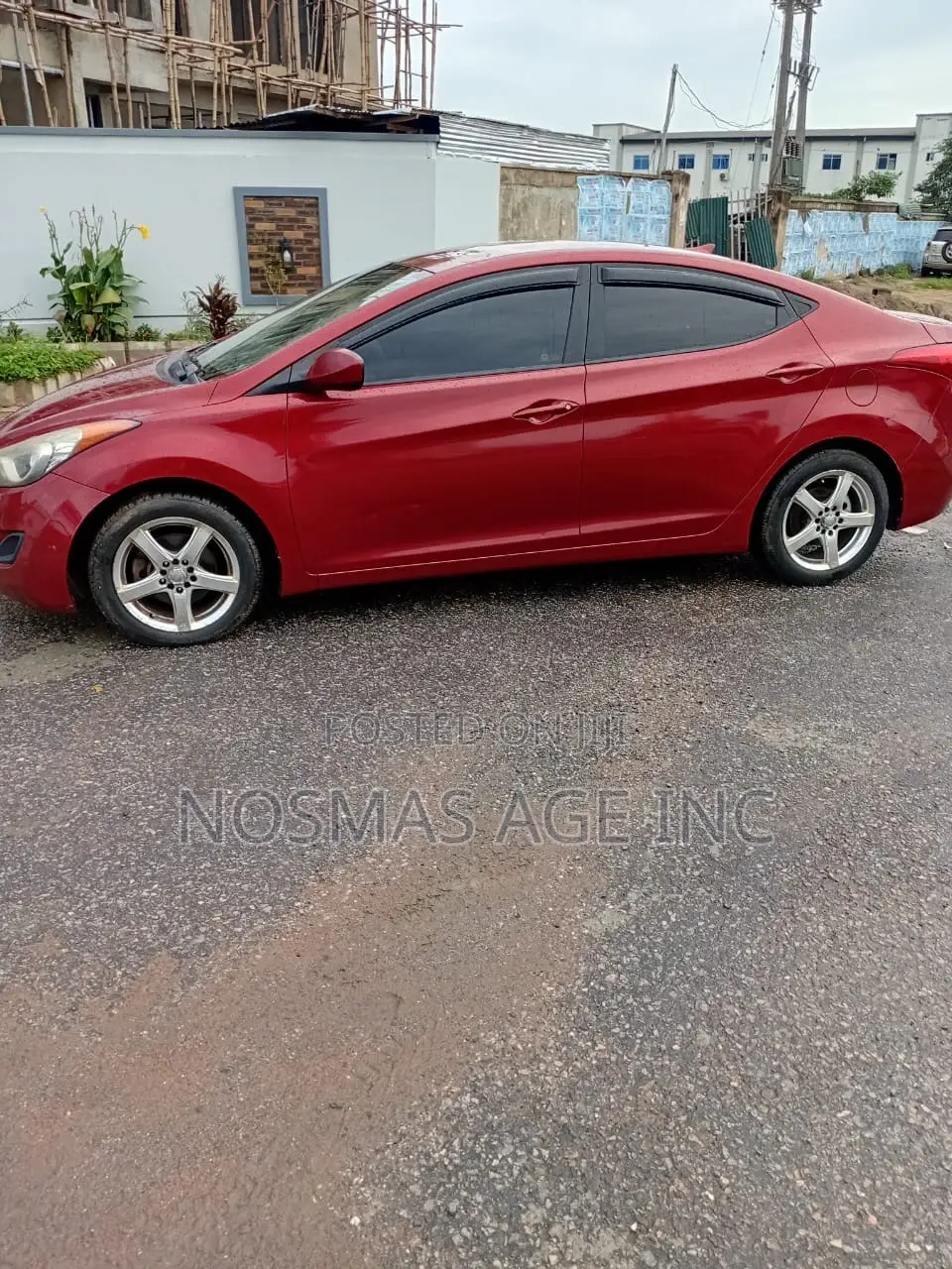 Hyundai Elantra GLS Sedan FWD (1.8L 4cyl 6M) 2013 Burgundy