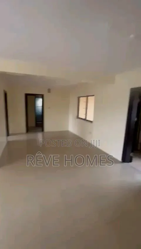 3bdrm Block of Flats in Sabo / Yaba for rent