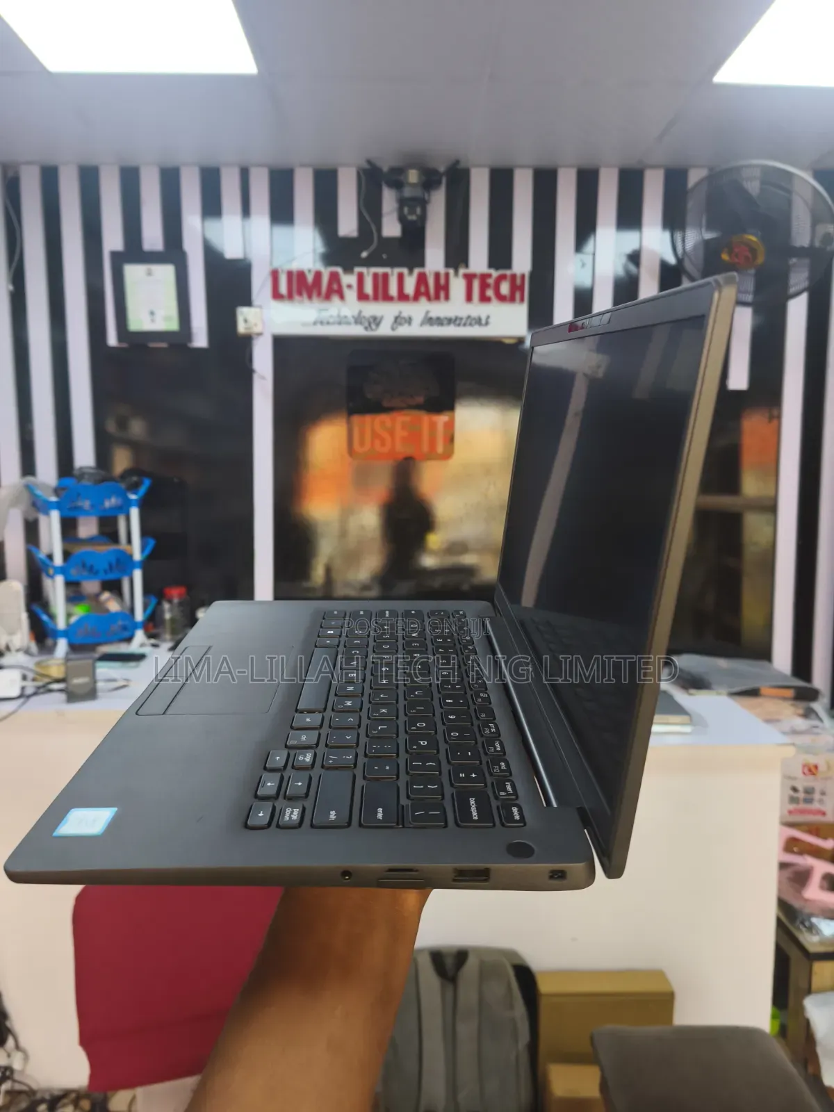 Laptop Dell Latitude 7400 8GB Intel Core i7 SSD 256GB