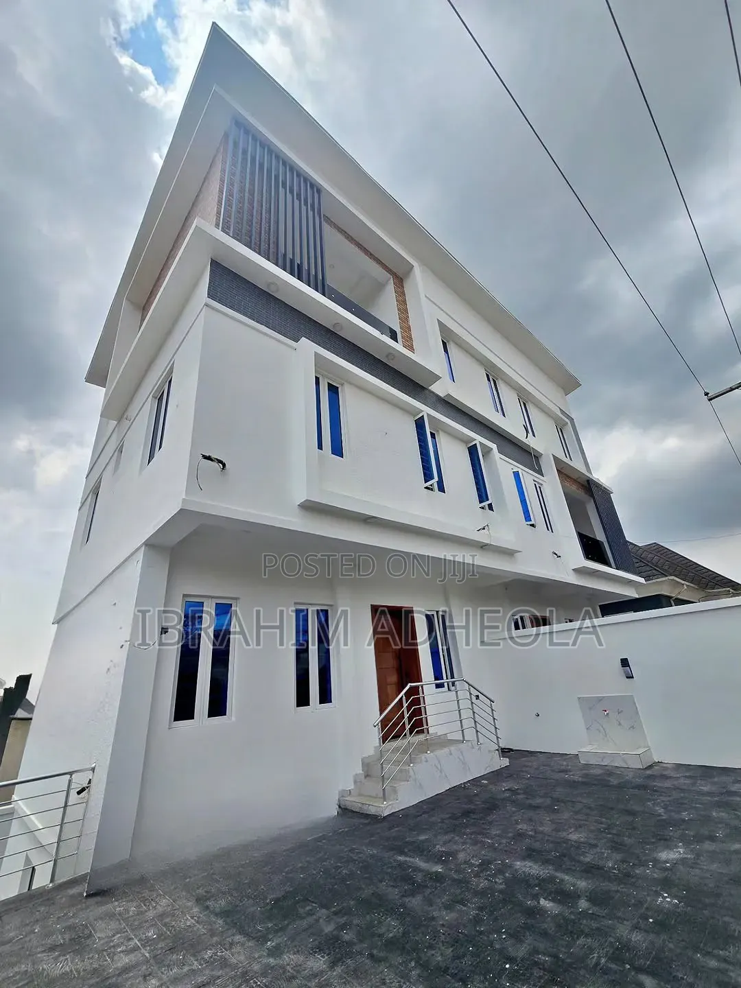 4bdrm Duplex in Opebi for sale