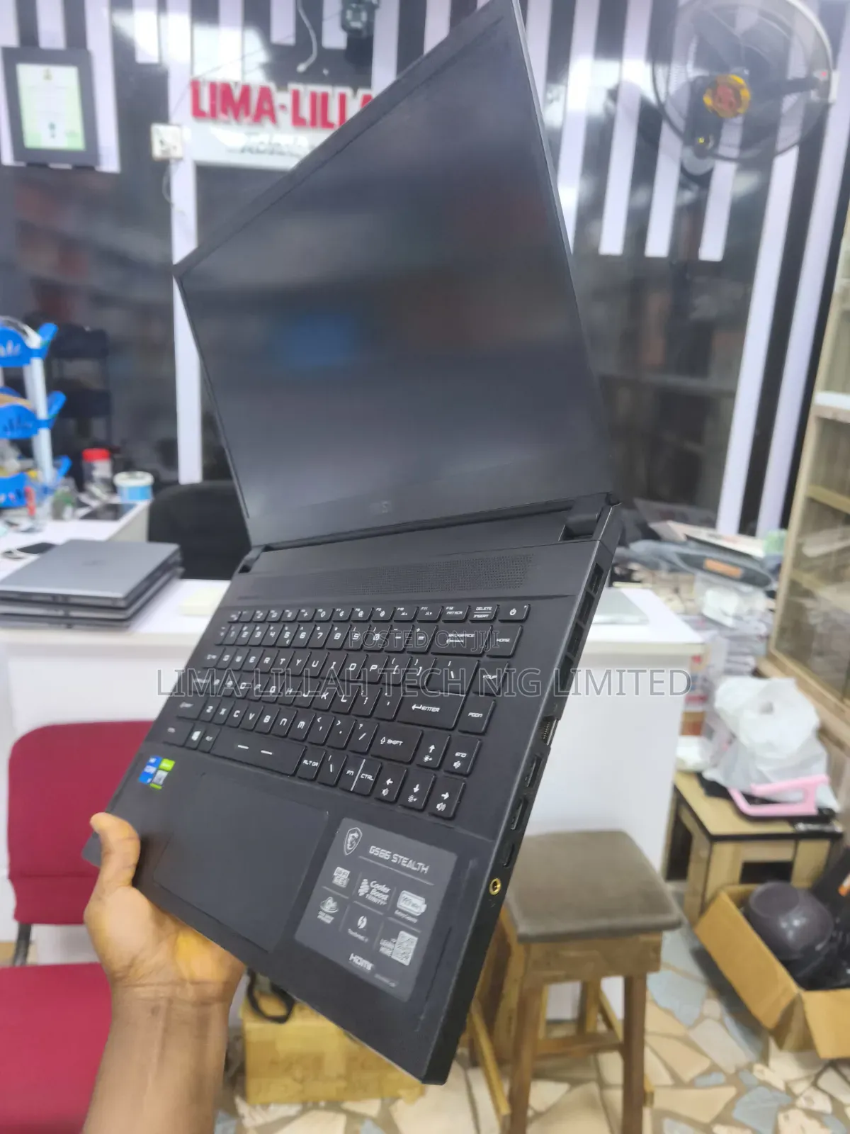 Laptop MSI GS66 Stealth 11UH 32GB Intel Core i7 SSD 1T