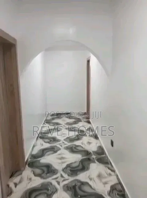 2bdrm Block of Flats in Medina for rent