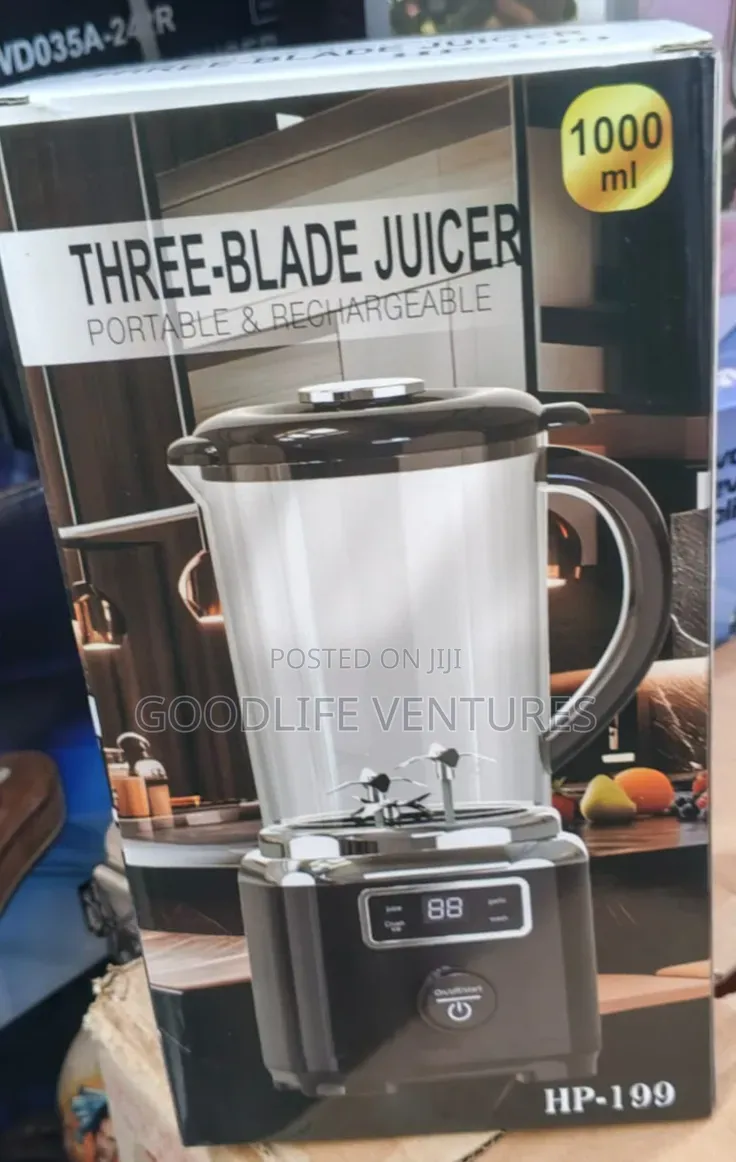 Three- Blades Portable and Rechargeable Juicer