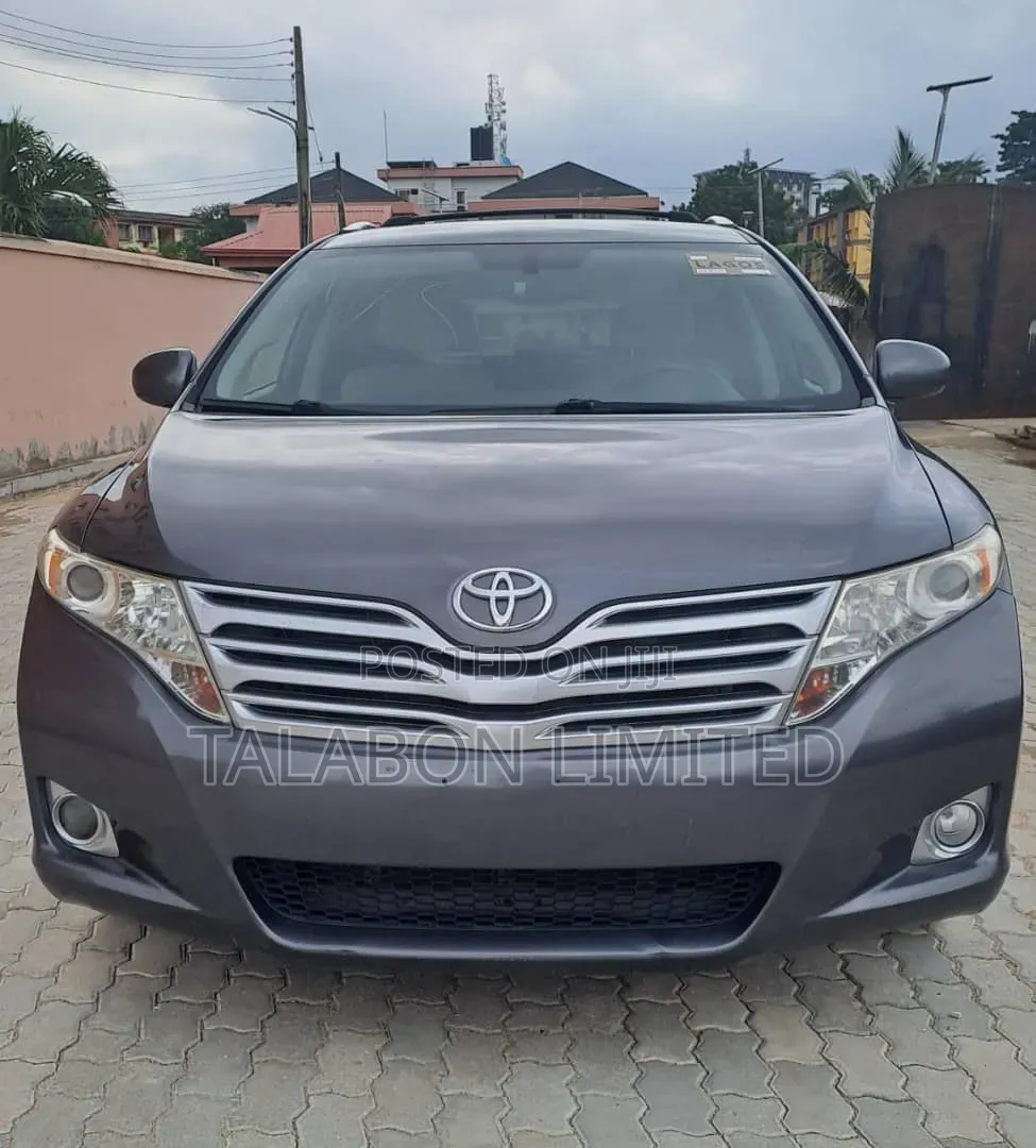 Toyota Venza 2011 Gray