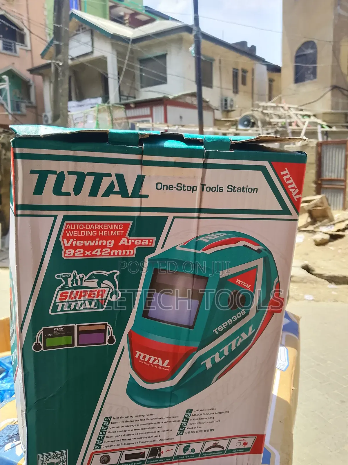 Total Automatic Helmet