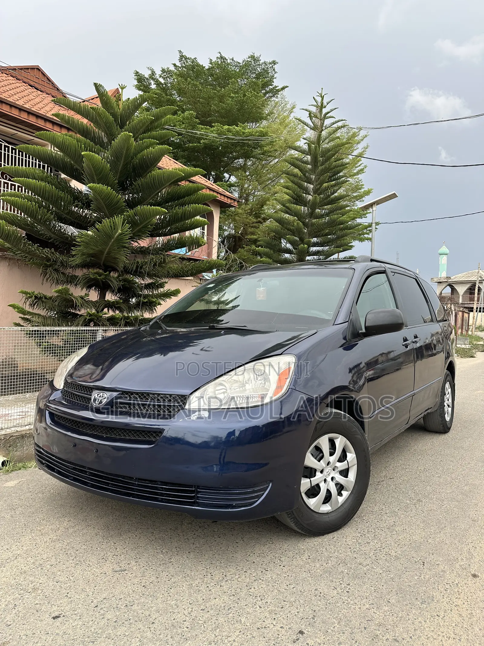 Toyota Sienna LE AWD 2005 Blue