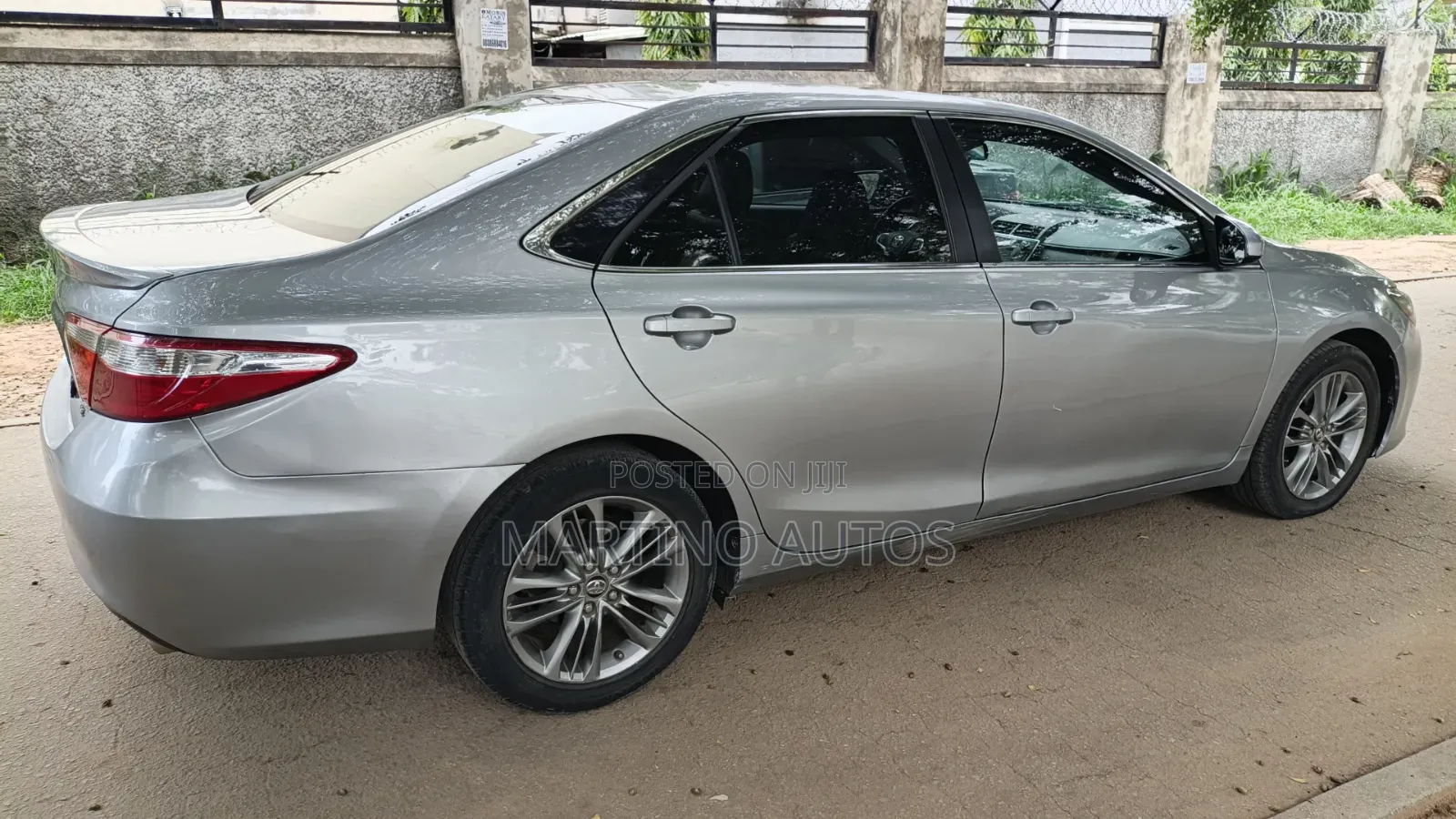 Toyota Camry 2016 Gray