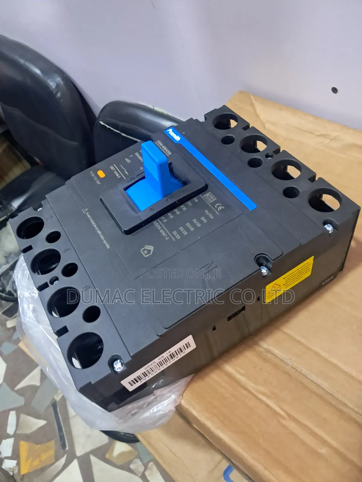 400a 4pole McCb Breaker