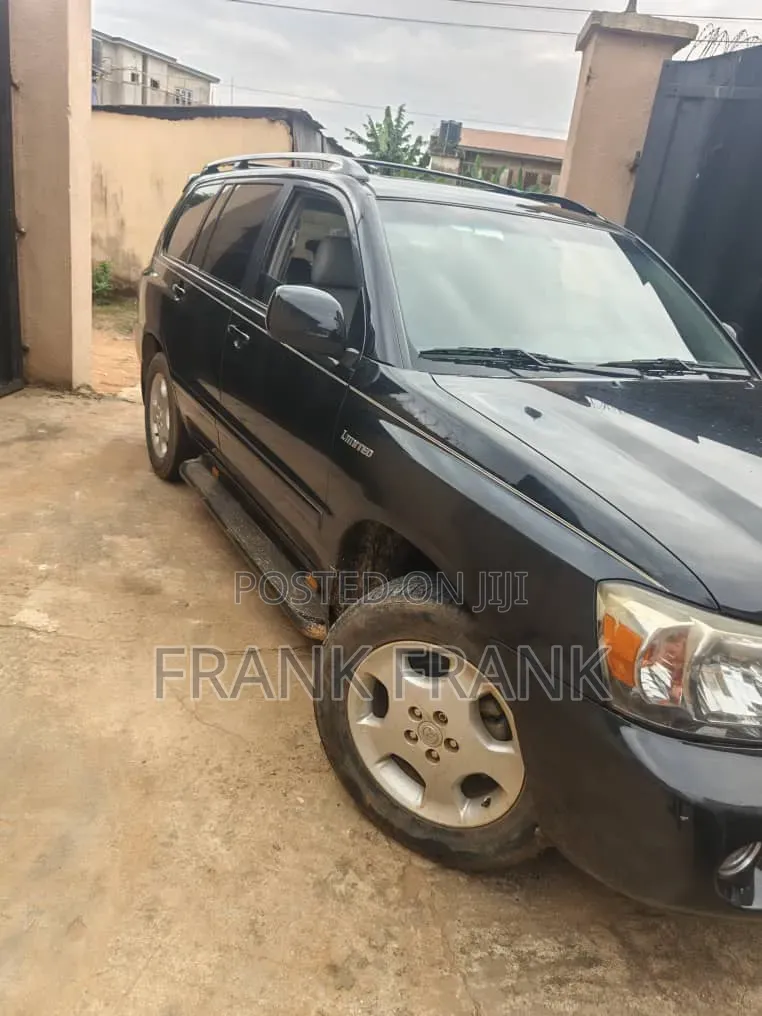 Toyota Highlander 2005 Black