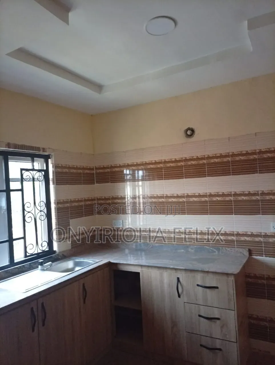 2bdrm Block of Flats in Close To Efab Estate for rent