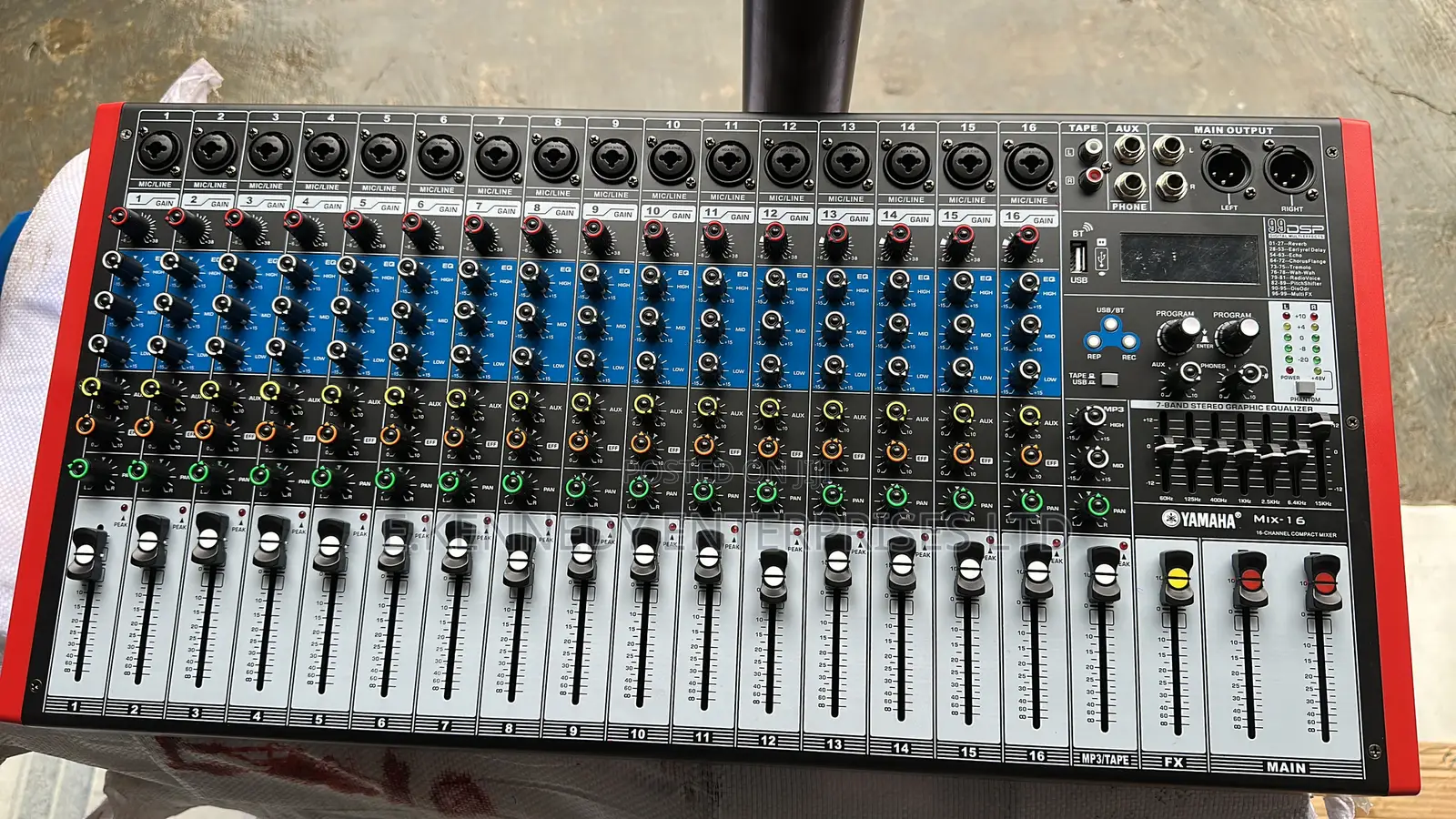 Yamaha 16-Channel Mixer With /FBQ Feedback/Recording DSP/Eq/Bluetooth