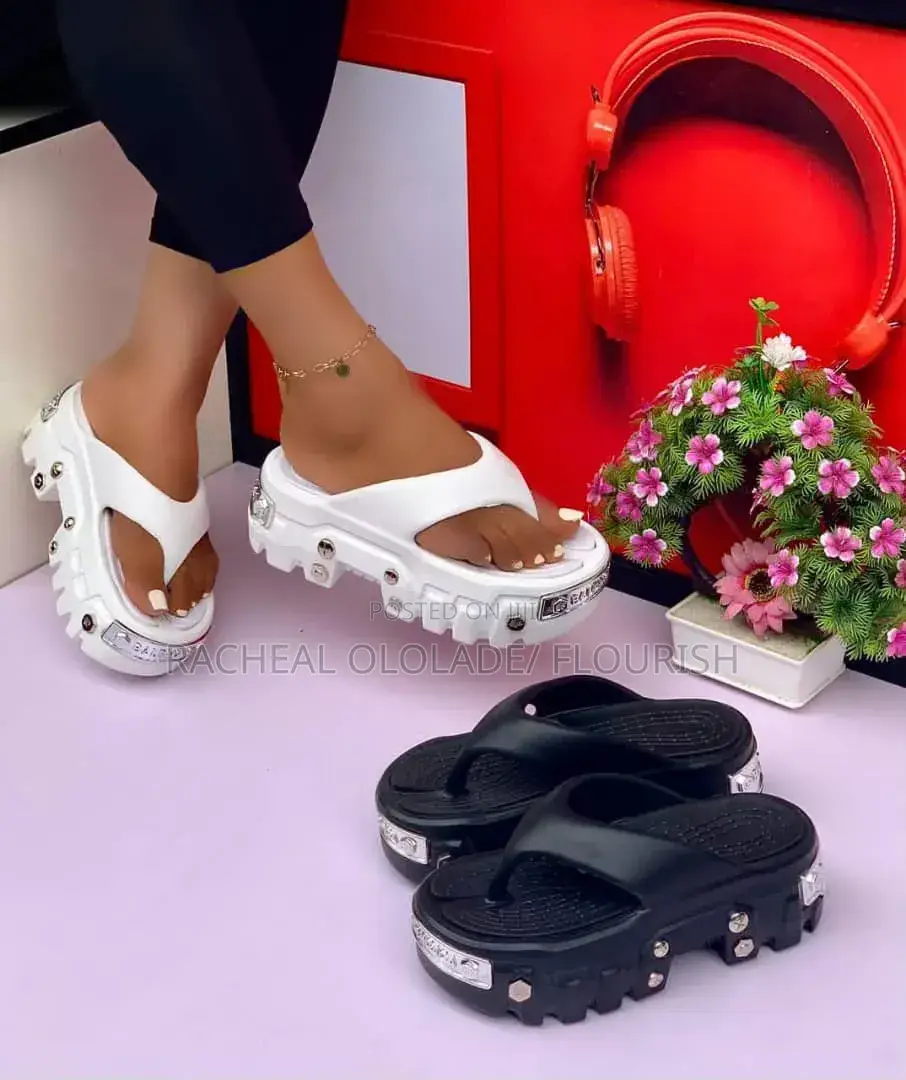 Elegant Women Beautiful Help Slippers