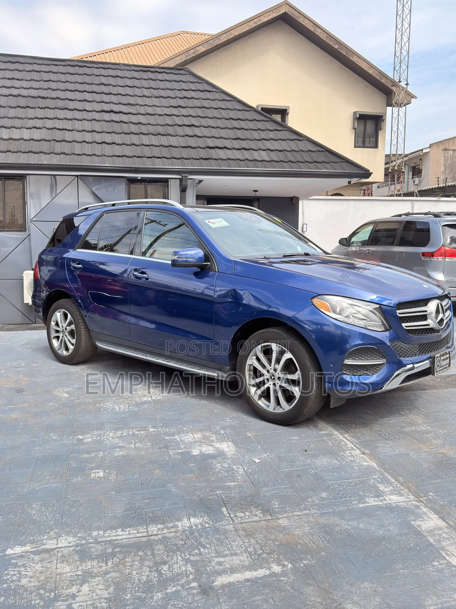 Mercedes-Benz GLE-Class GLE 350d 4MATIC 2017 Blue